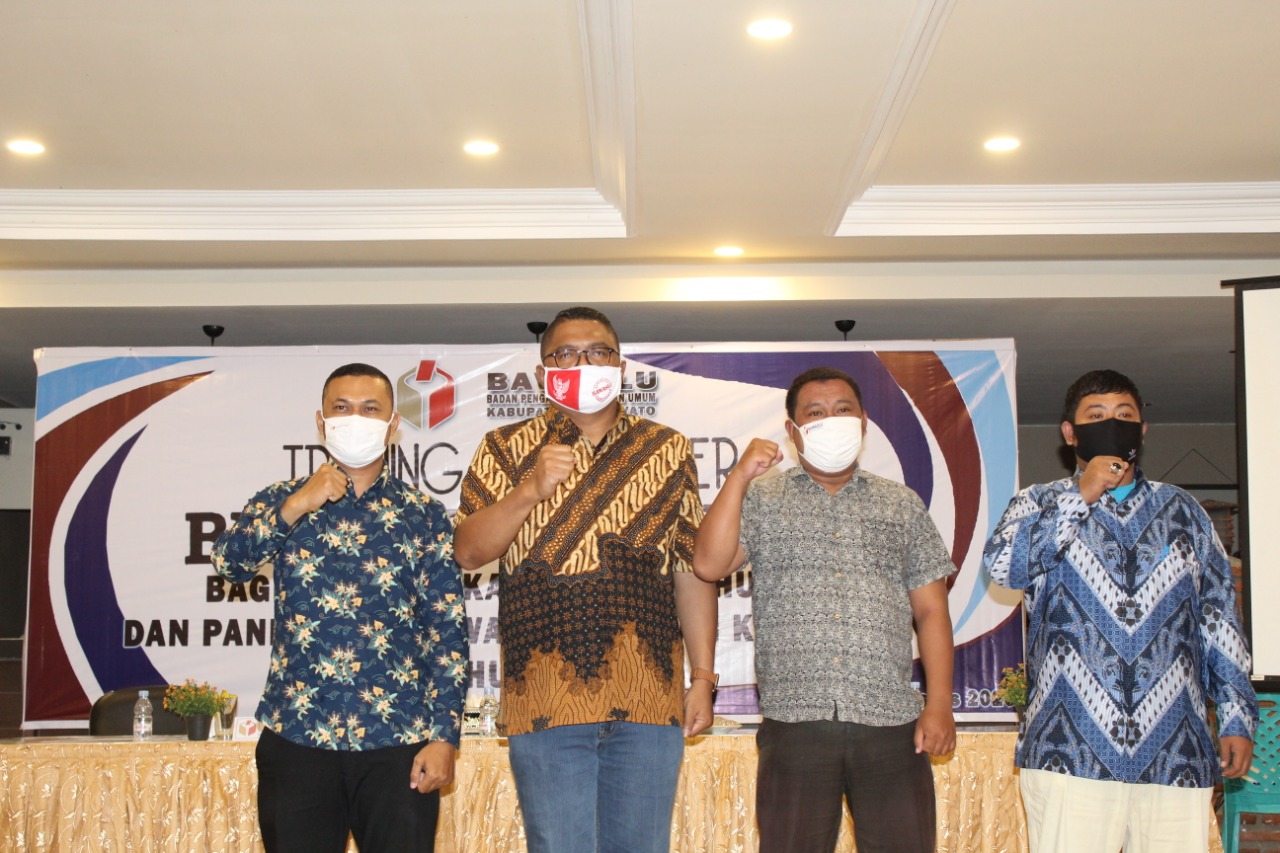 MENJELANG MASA AKHIR VERFAK DUKUNGAN PERBAIKAN BAKAL PASANGAN CALON PERSEORANGAN PANWASCAM PATILANGGIO KELUARKAN REKOMENDASI PERBAIKAN