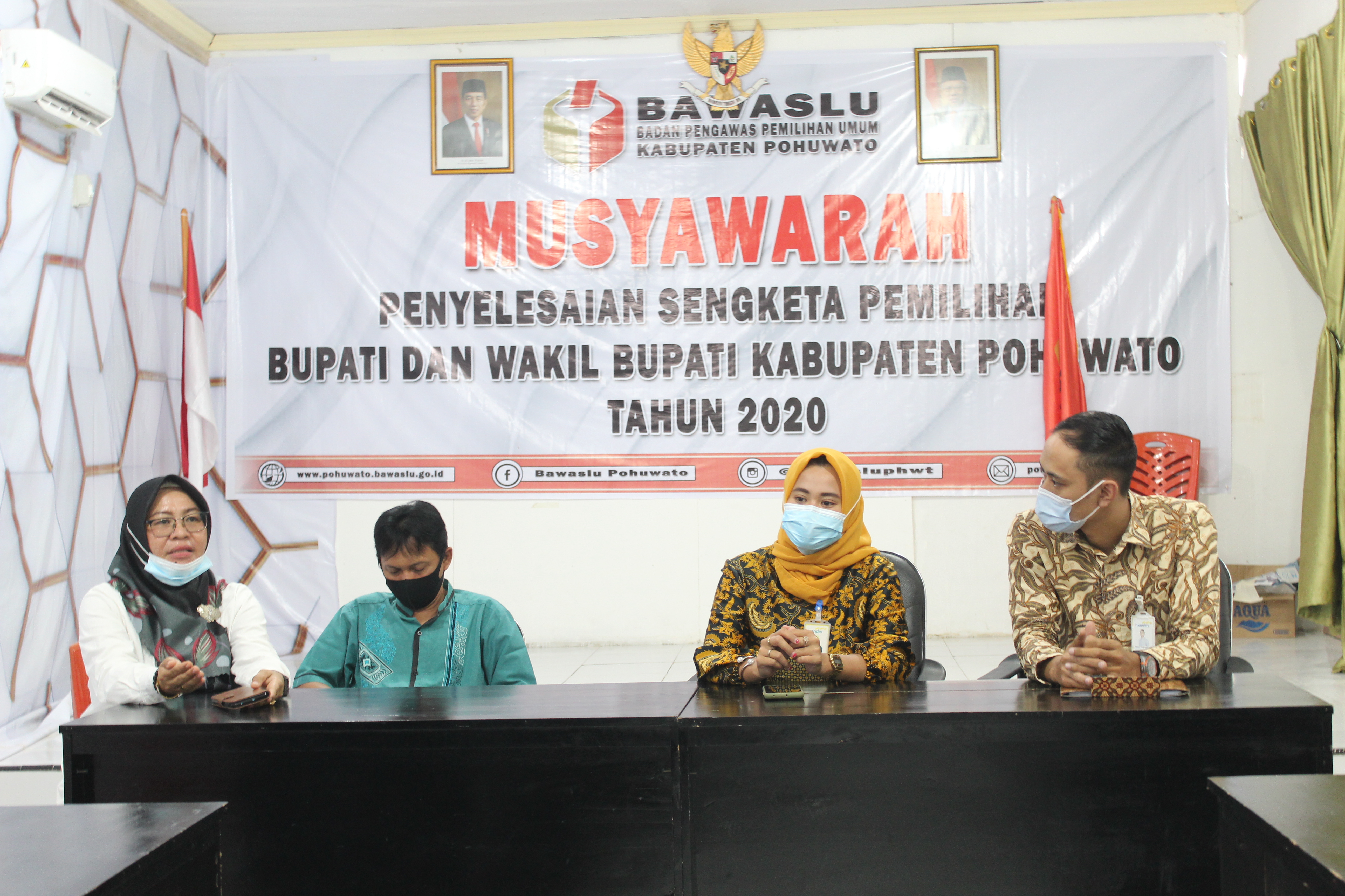 Bawaslu Pohuwato teken Kerja sama dengan Bank Mandiri.