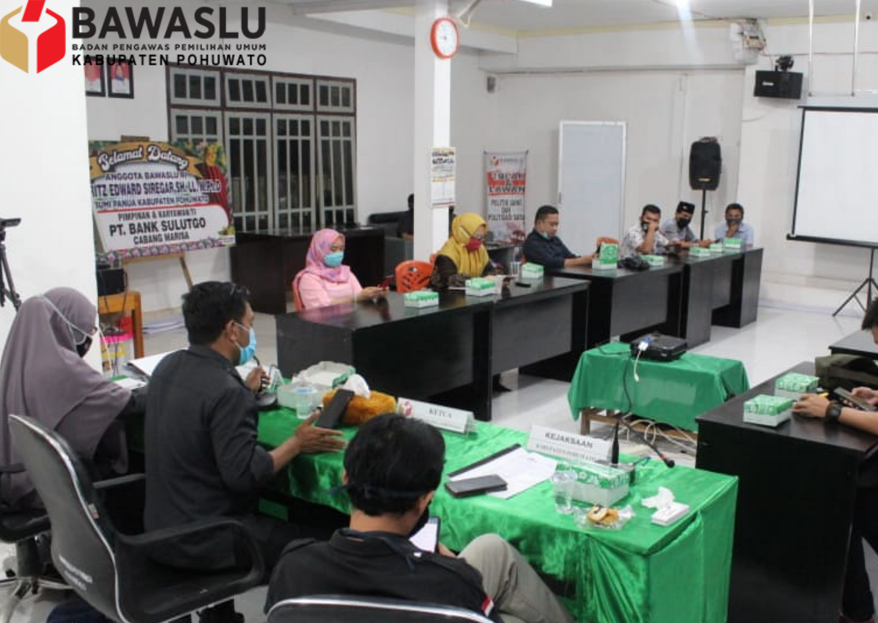 Bawaslu Pohuwato Gelar Rapat Koordinasi Persiapan Pelaksanaan Penetapan Bakal Pasangan Calon bersama LO Bakal Pasangan Calon Bupati dan Wakil Bupati Pohuwato