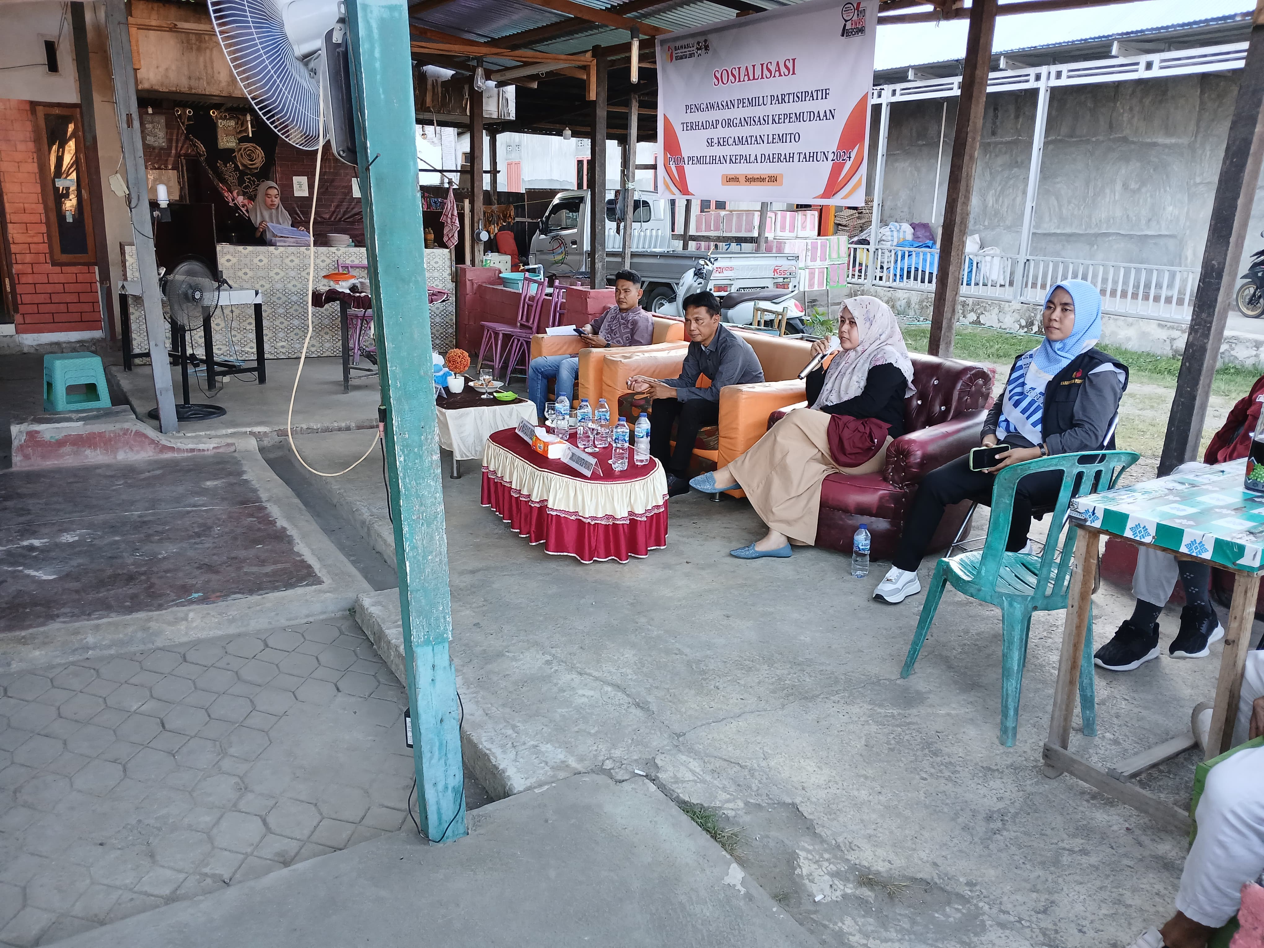 Ketua Bawaslu Pohuwato saat Menyampaikan Penekanan dan Arahan.
