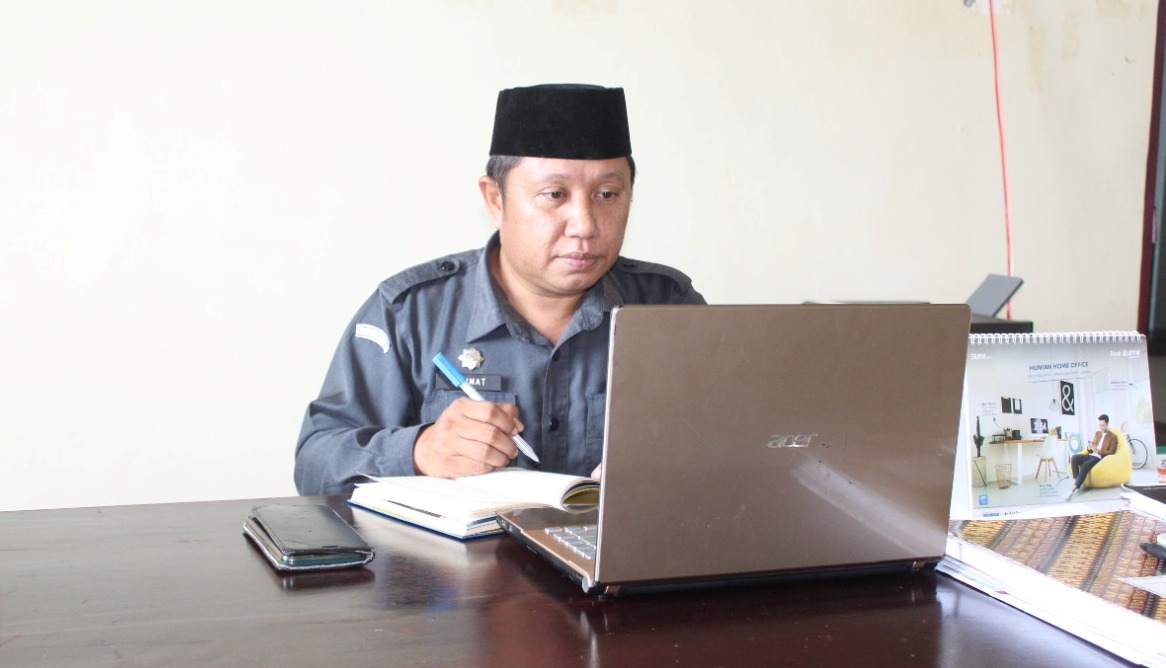 Rahmat Hadiri Rapat Kesekretariatan Secara Virtual