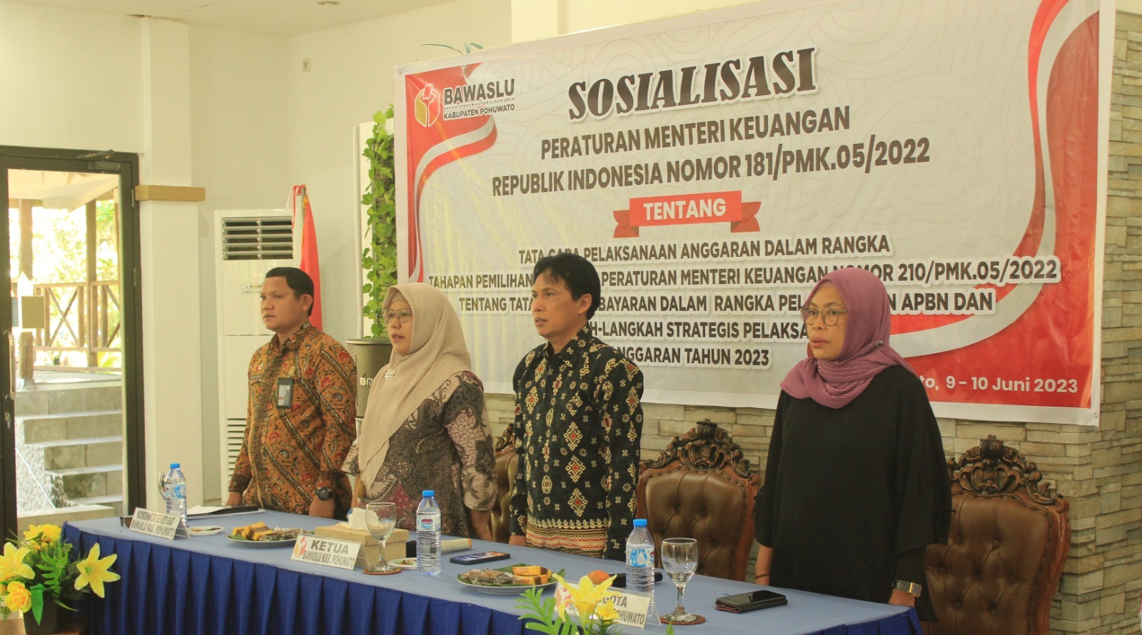 Bawaslu Pohuwato Gelar Bimtek bersama Kasek Panwaslu Kecamatan Se-Kabupaten Pohuwato