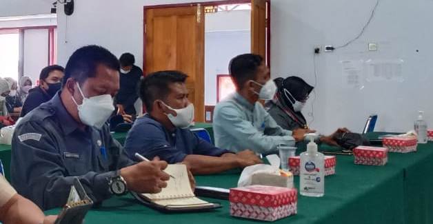 Guna peningkatan pelayanan informasi Publik : Korsek Bawaslu Pohuwato tugaskan Pegawaianya