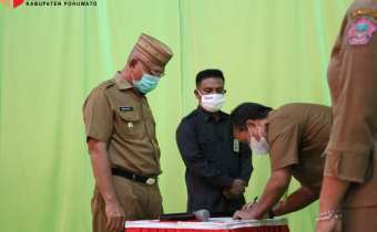 KETUA BAWASLU POHUWATO HADIRI DEKRALARASI NETRALITAS ASN DILINGKUNGAN PEMERINTAH KABUPATEN POHUWATO