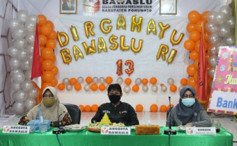 BAWASLU POHUWATO RAYAKAN HUT KE-13 BAWASLU RI