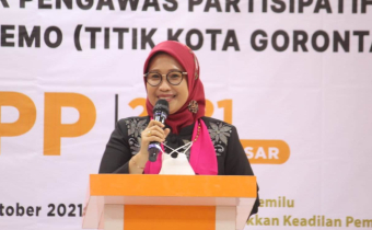 Ratna Dewi Petalolo Buka Secara Resmi Kegiatan Sekolah Kader Pengawasan Partisipatif