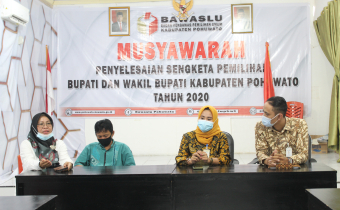 Bawaslu Pohuwato teken Kerja sama dengan Bank Mandiri.