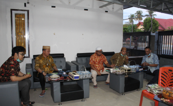Serunya Bukber Keluarga Besar Bawaslu