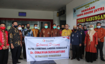 Bawaslu Pohuwato Ikut Sambut Kedatangan Sekjen Bawaslu Dalam Kunjungan Kerjanya Ke Provinsi Gorontalo