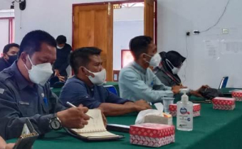 Guna peningkatan pelayanan informasi Publik : Korsek Bawaslu Pohuwato tugaskan Pegawaianya