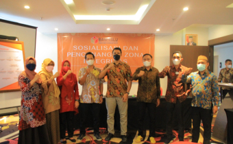 Demi Wujudkan Zona Integritas Bawaslu Kab. Pohuwato Ikuti Sosialisasi dan Pencanangan Zona Integritas